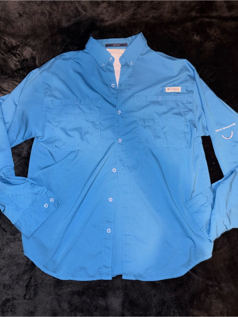 Columbia Men’s Bright Blue Long-Sleeve Button-Down Outdoor Shirt